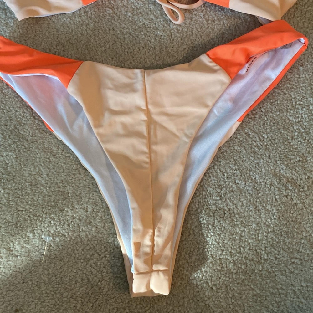 Shein size large bikini orange and light peach - Picture 3 of 5